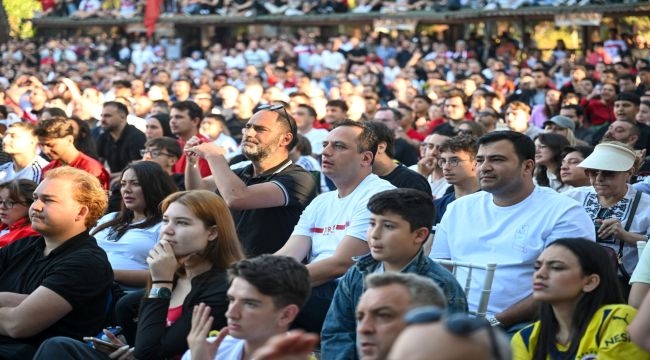 Bornova'da tek yürek