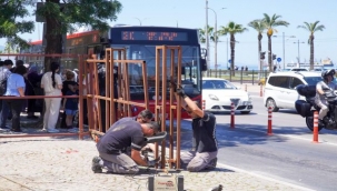 İzmir'in kimliğini yansıtan simgesel durak