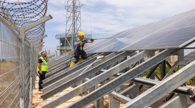 İzmir'in kritik haberleşme altyapısına güneş enerjili güvence
