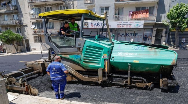 İzmir'in yollarında yoğun çalışma