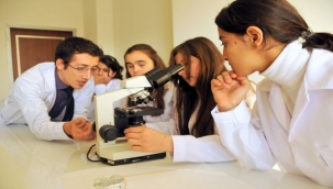 Bornova'da Yaz Tatili bilimle renkleniyor