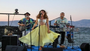 İzmir Marina'da ritim, deniz ve müzik bir arada