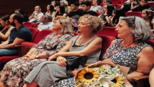 Gençlerin ortak hikâyesi sahneye taşındı