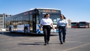 ESHOT şoförleri yeni görünümüyle İzmir yollarında