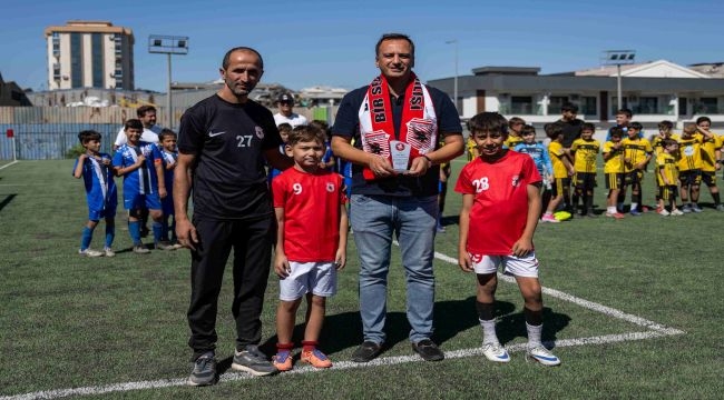 Yenilenen Doğanlar Sahası çocukların golleriyle açıldı