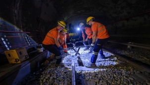 Metro raylarında değişim zamanı